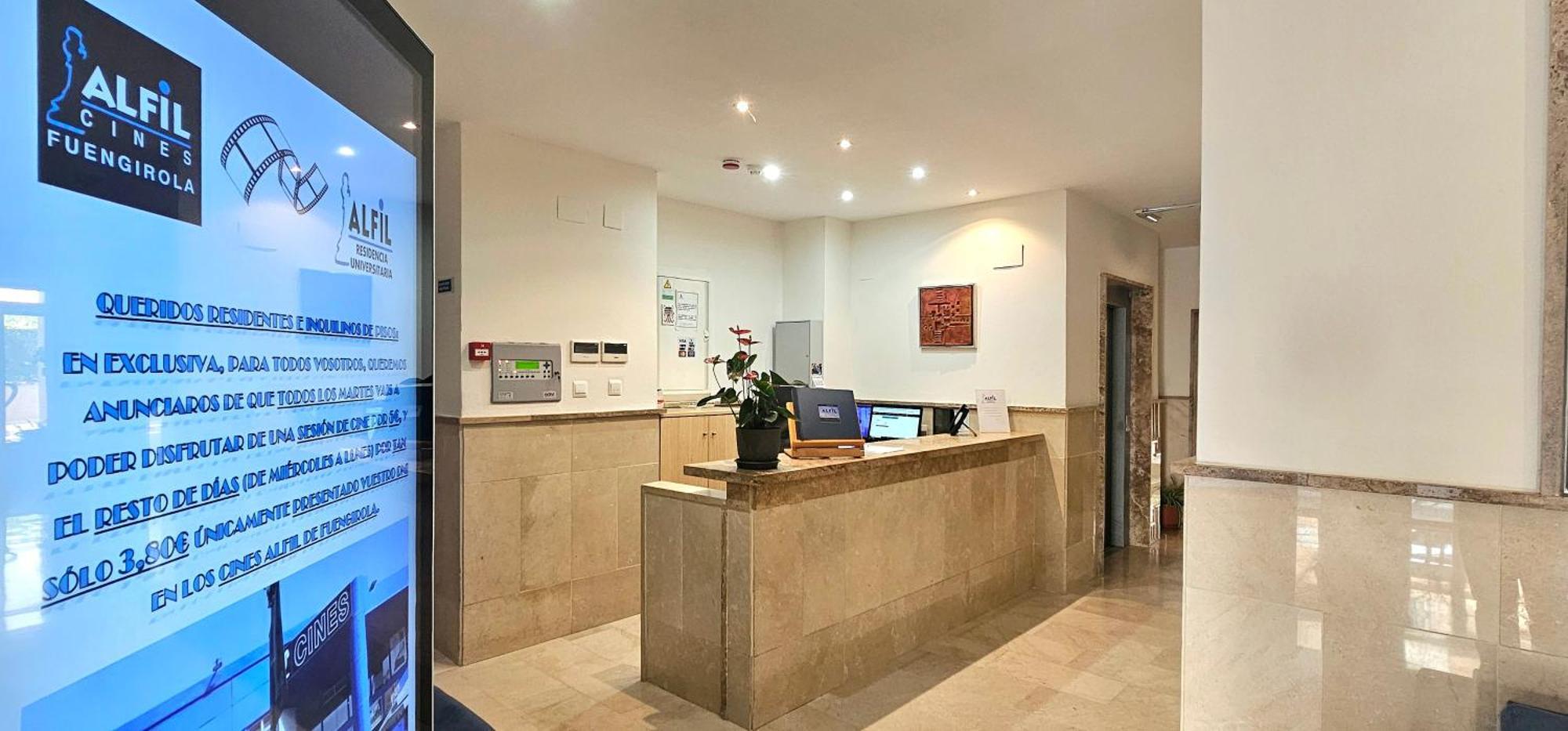 Hostel Residencia Alfil Málaga Dış mekan fotoğraf