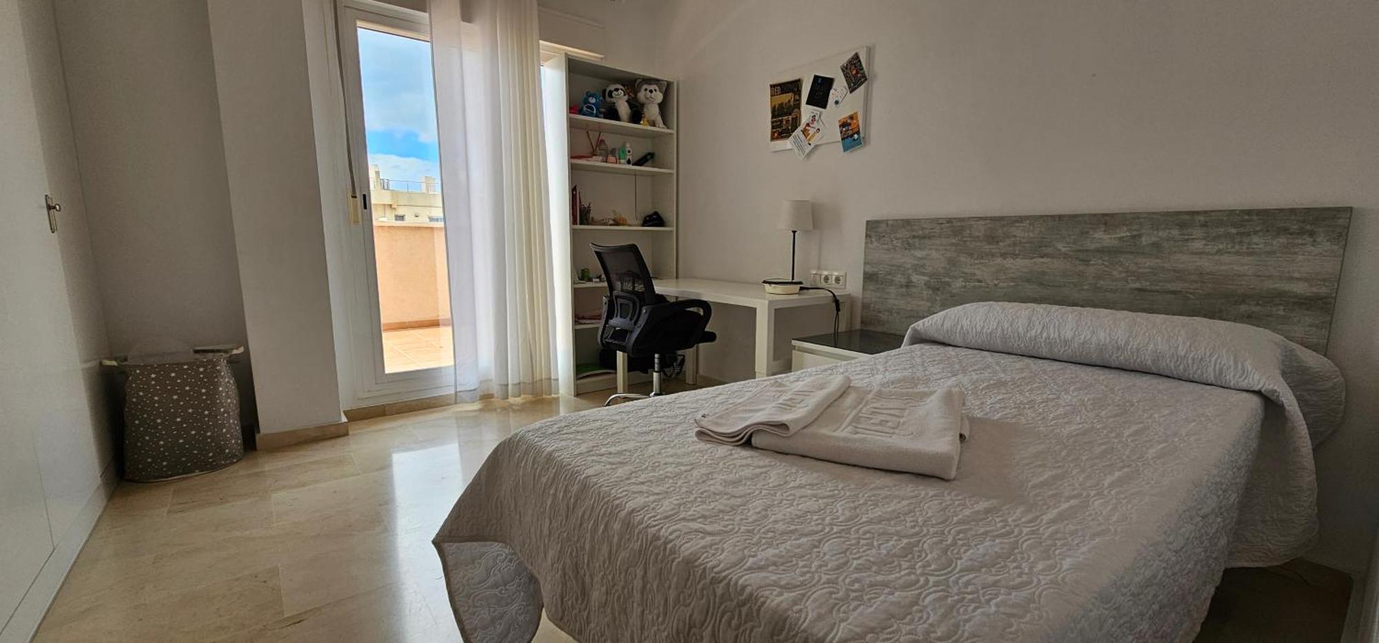 Hostel Residencia Alfil Málaga Dış mekan fotoğraf