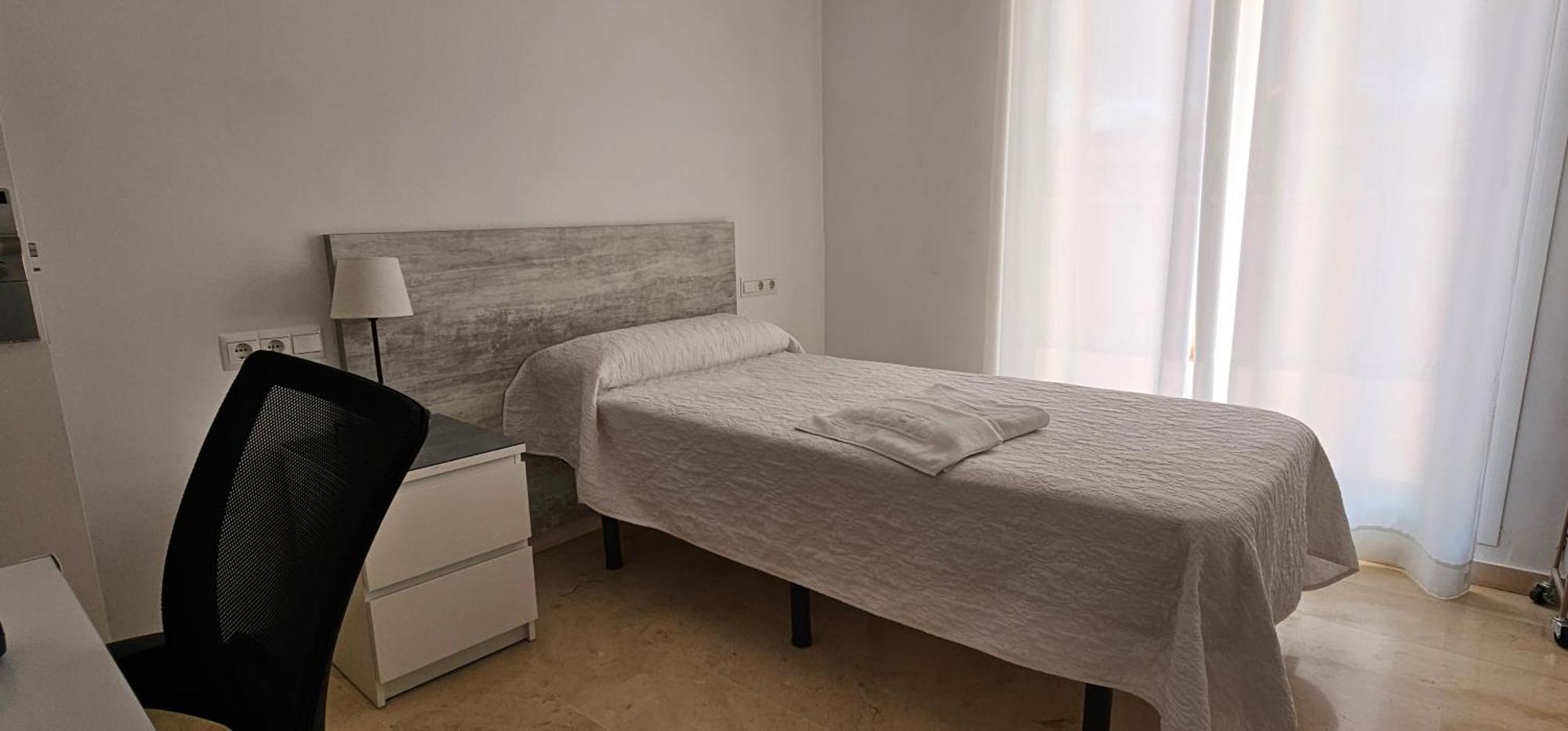 Hostel Residencia Alfil Málaga Dış mekan fotoğraf