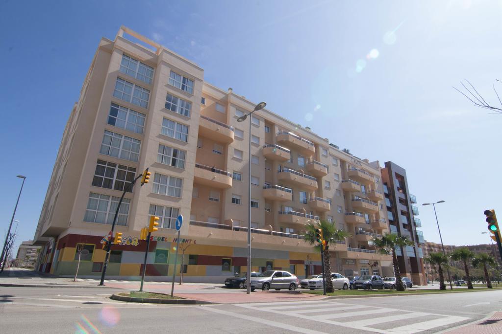 Hostel Residencia Alfil Málaga Dış mekan fotoğraf